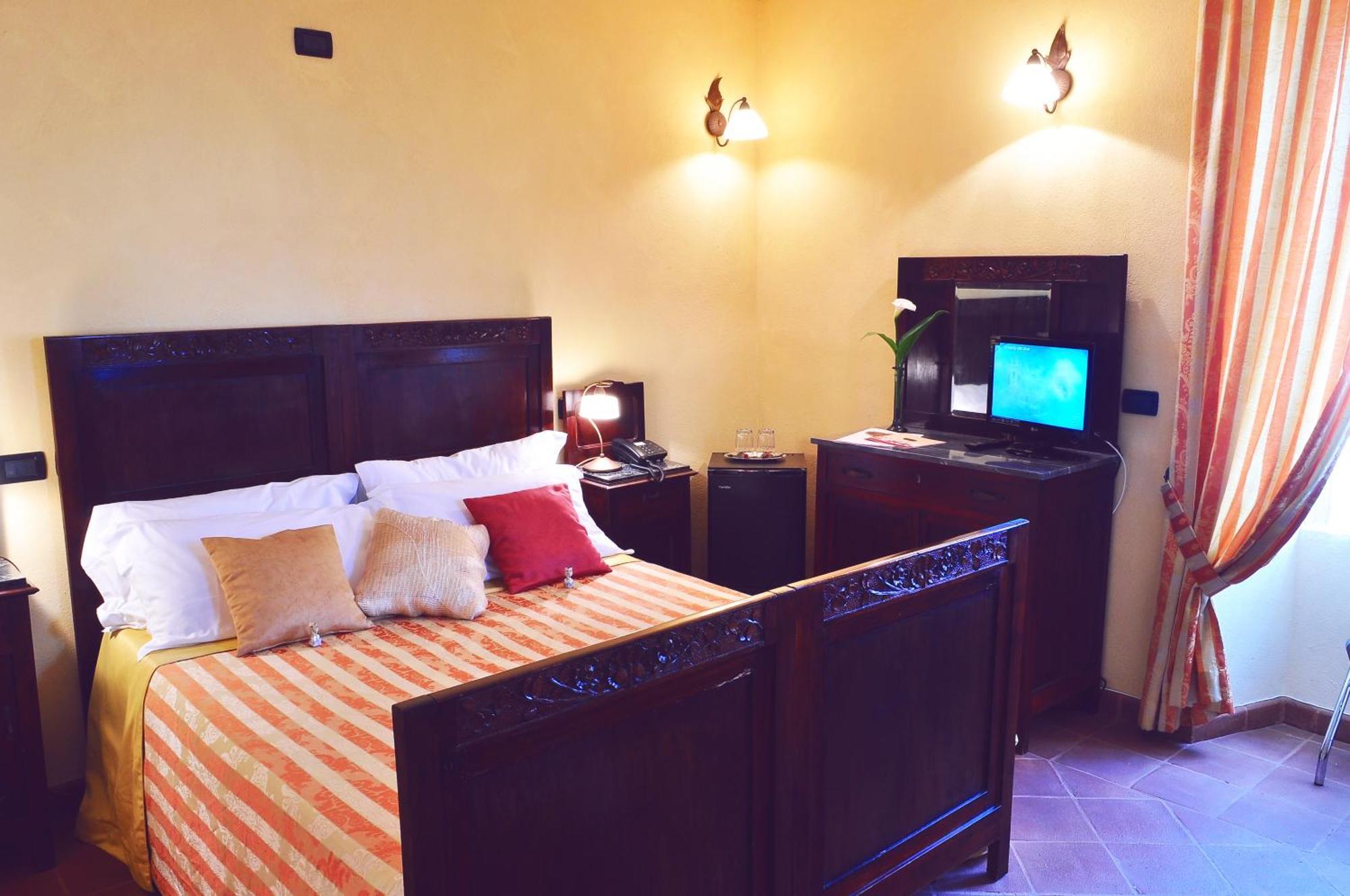 La Foresteria Del Castello - Wellness Hotel In Dimora Storica CastellʼAlfero Δωμάτιο φωτογραφία