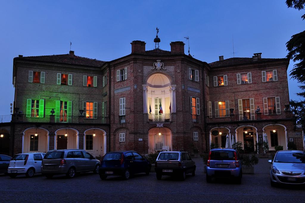 La Foresteria Del Castello - Wellness Hotel In Dimora Storica CastellʼAlfero Εξωτερικό φωτογραφία