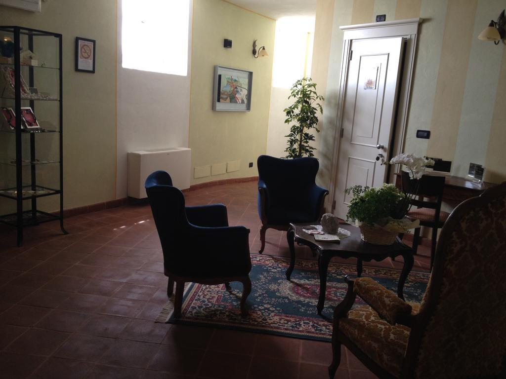 La Foresteria Del Castello - Wellness Hotel In Dimora Storica CastellʼAlfero Εξωτερικό φωτογραφία