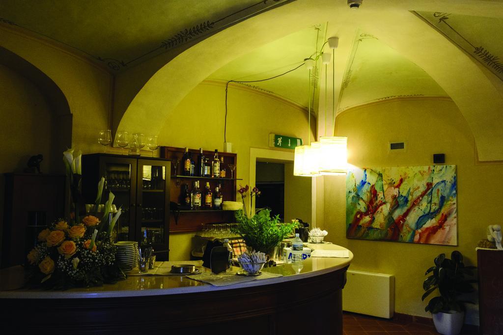 La Foresteria Del Castello - Wellness Hotel In Dimora Storica CastellʼAlfero Εξωτερικό φωτογραφία