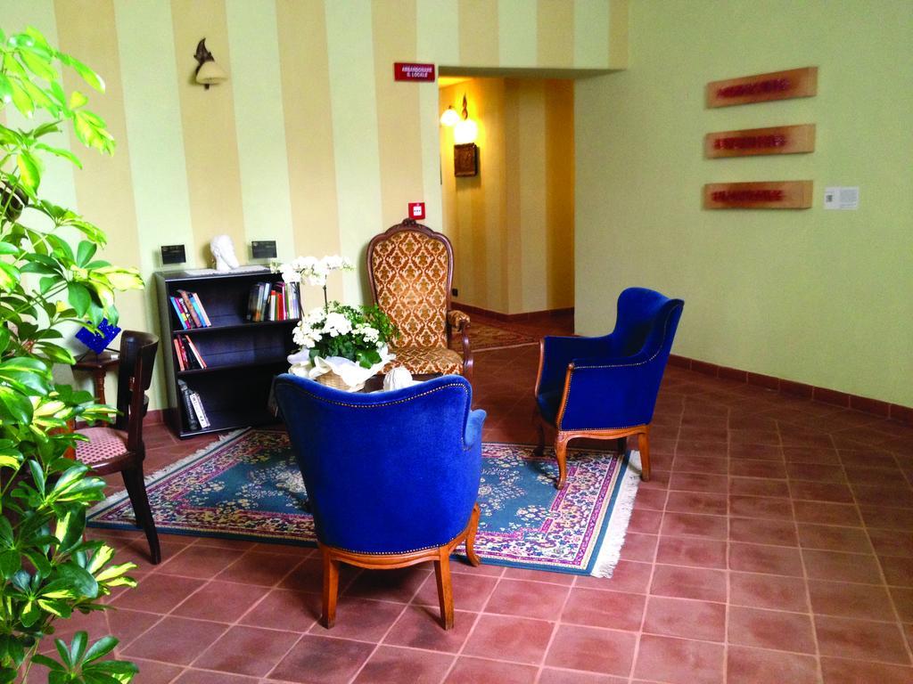 La Foresteria Del Castello - Wellness Hotel In Dimora Storica CastellʼAlfero Εξωτερικό φωτογραφία