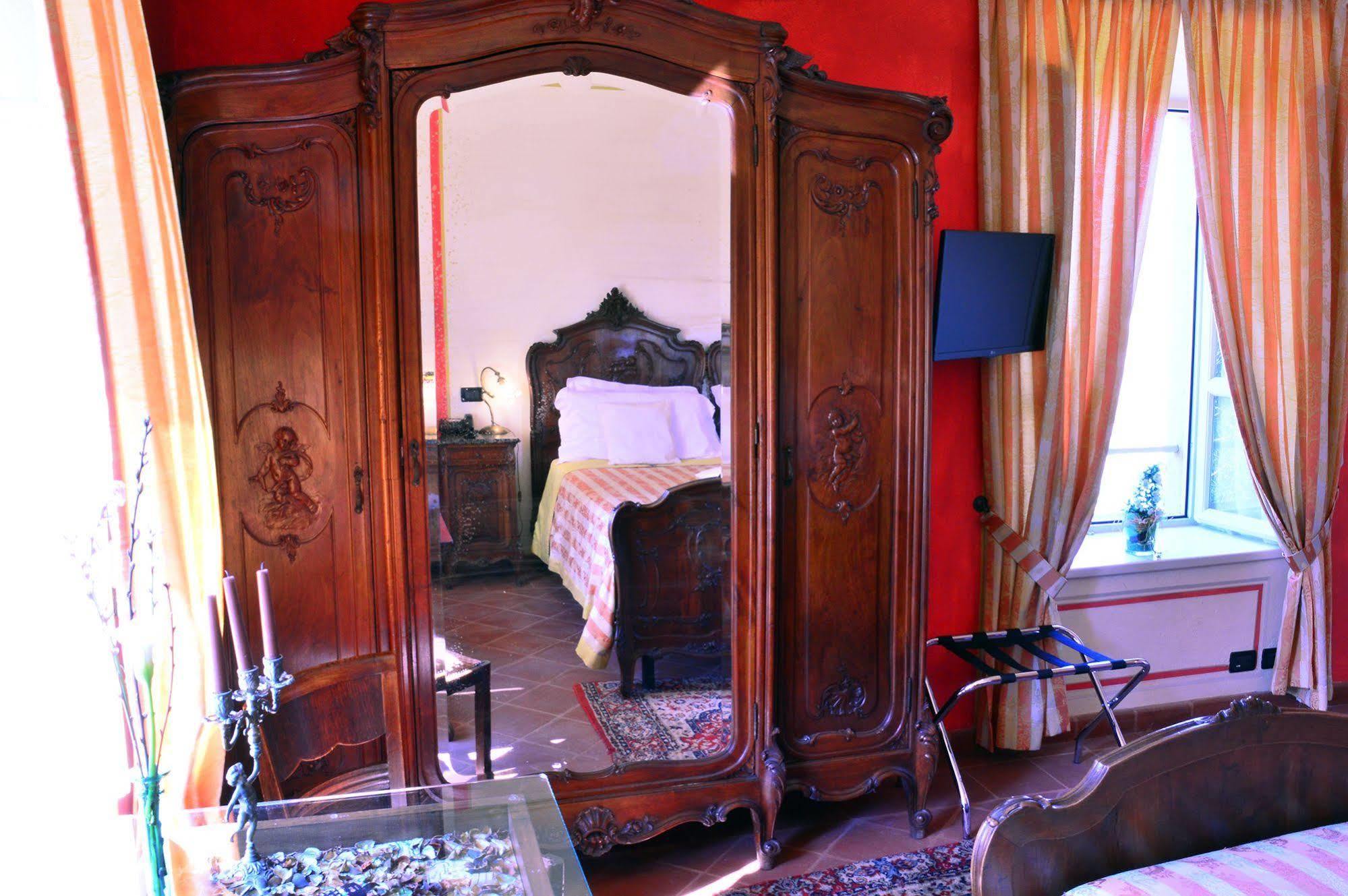 La Foresteria Del Castello - Wellness Hotel In Dimora Storica CastellʼAlfero Εξωτερικό φωτογραφία