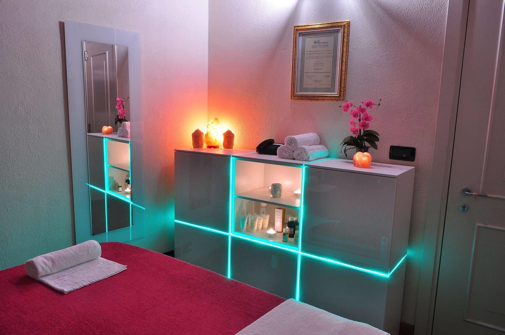 La Foresteria Del Castello - Wellness Hotel In Dimora Storica CastellʼAlfero Εξωτερικό φωτογραφία